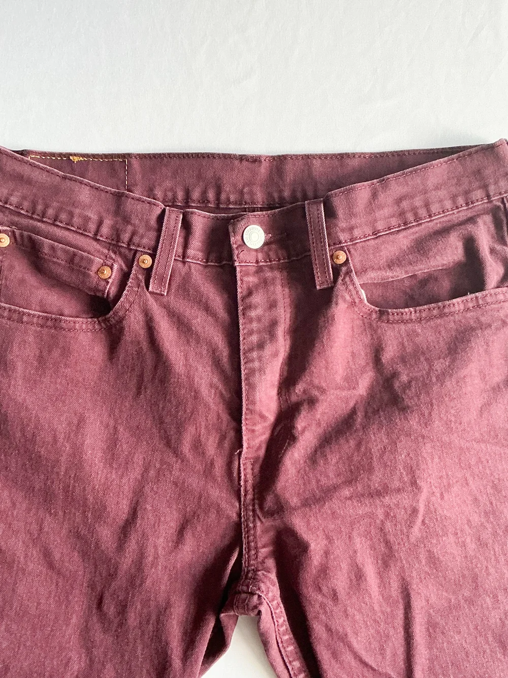 Levis **see measurement